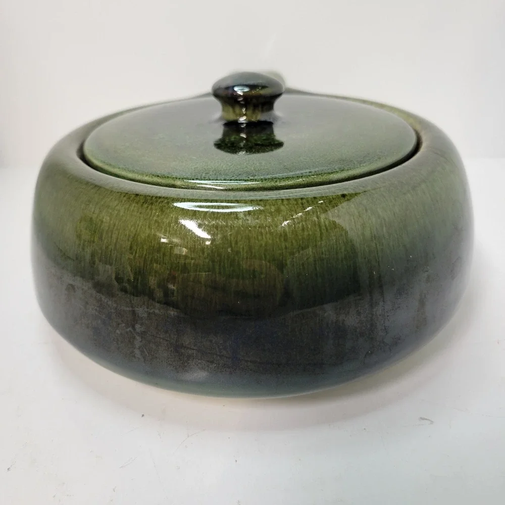 Vintage‎ Hull Covered Casserole Dish with Lid Green Glazed Pottery